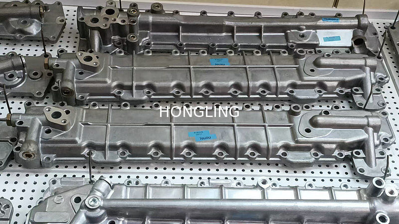 Isuzu 6BG1 cooler side cover 1-21700-192-0